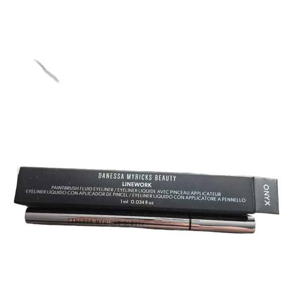 Danessa Myricks eyeliner Onyx
