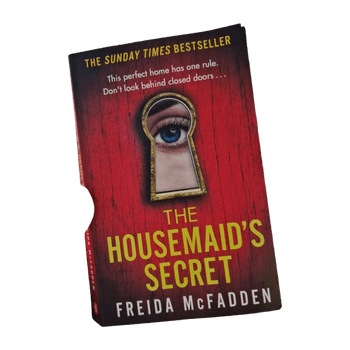 Freida mcfadden accessory