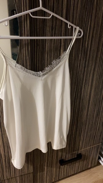 White lace tank top