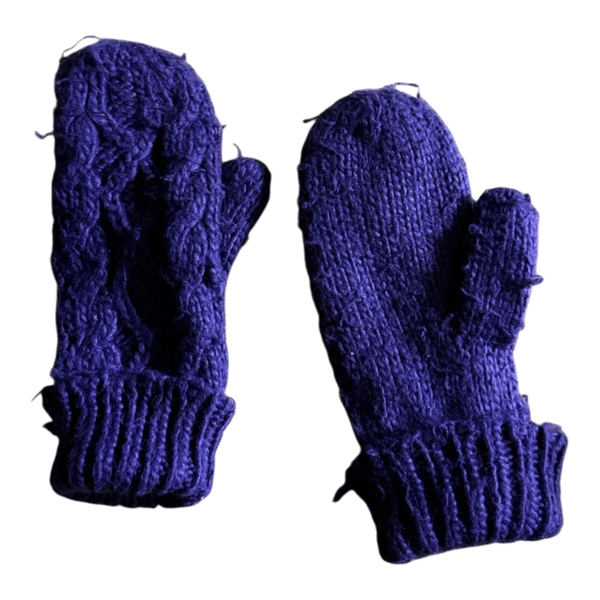 Violetit neulotut lapaset