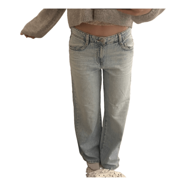 Ljusblå jeans med vida ben