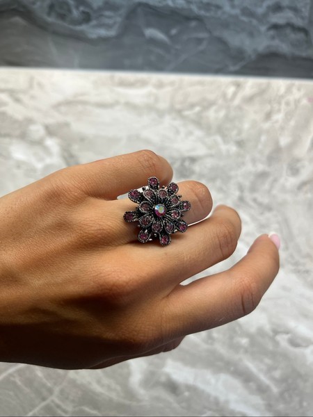 Black flower ring