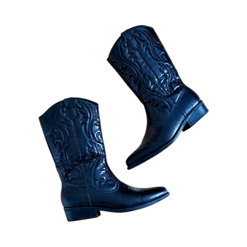 Black western cowboy boots