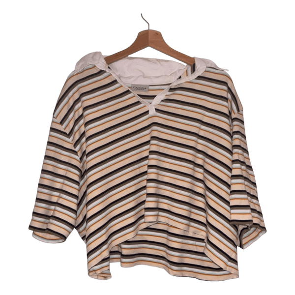 Gestreiftes poloshirt im vintagestil
