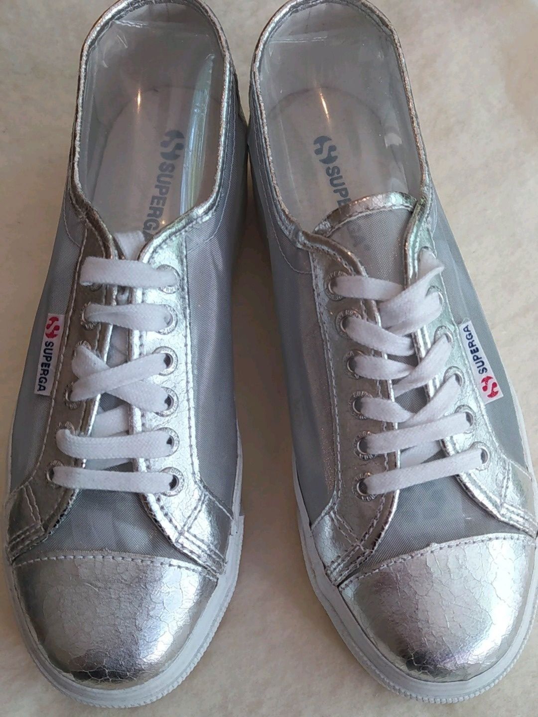 Suberga sports shoes