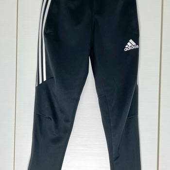 Adidas urheiluhousut