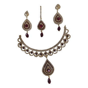 New beautiful jewellery set