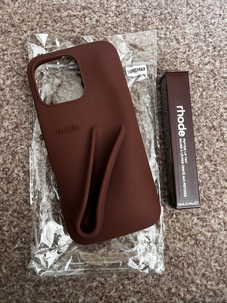 Rhode phone case and tint 16 pro max new