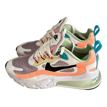 Nike Air Max 270 React SE tossud