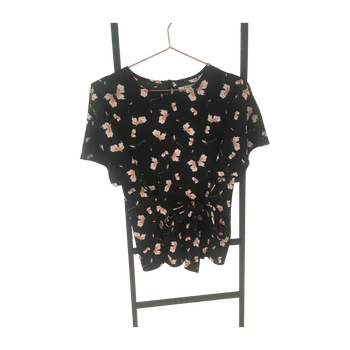Pieces top