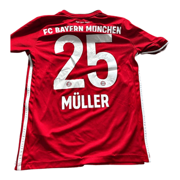Bayern Munchen Muller jersey