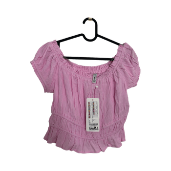 Vaaleanpunainen off-shoulder paita