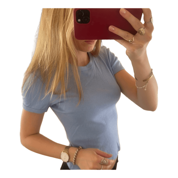 Lyseblå t-shirt