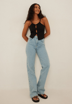 Keyhole top