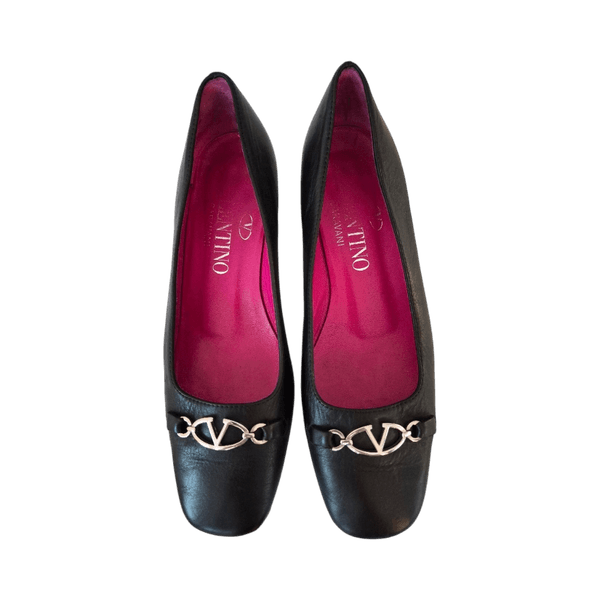 Valentino Garavani Black Leather Pumps with V Logo – Size 35.5 Made in Italy