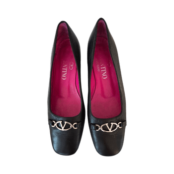 Valentino Garavani Black Leather Pumps with V Logo – Size 35.5 Made in Italy