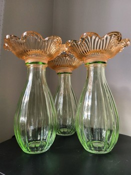 Orange Flower-shaped glass vases 3 pcs
