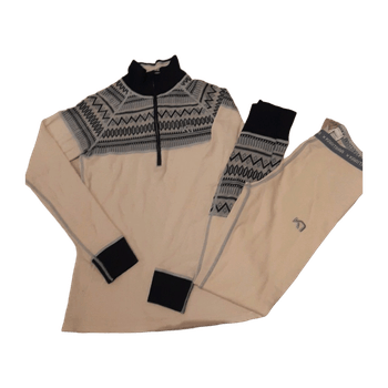 Kari traa clothing