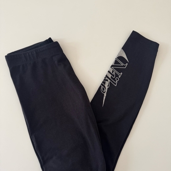 Nike leggingsit
