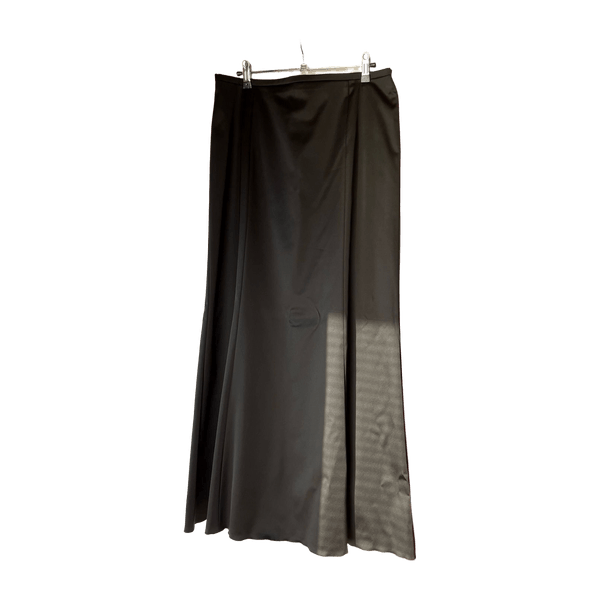 More & more skirt