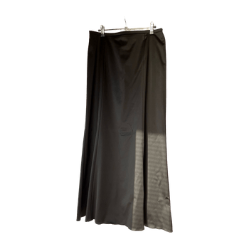 More & more skirt
