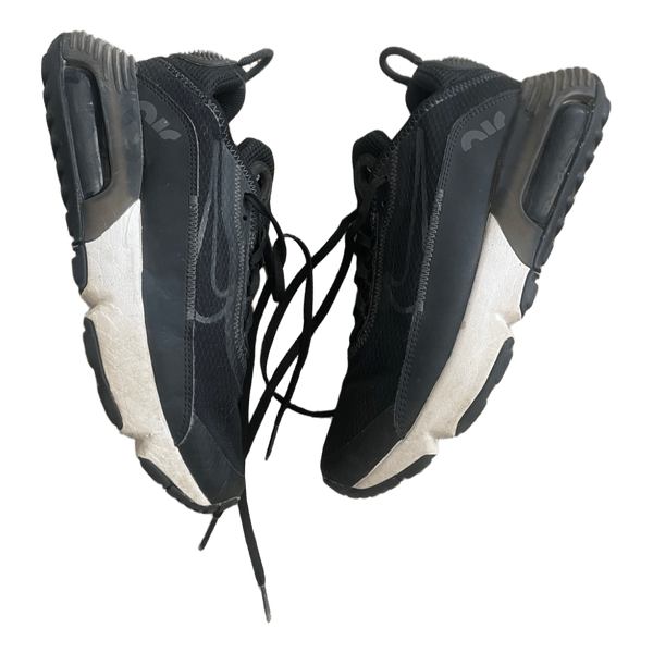 Mustat Nike Air Max koko 38. Pohjalliset 24cm