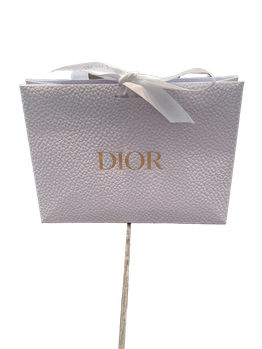 Dior lahjakassi & silkkinauha  19,5x14x7,5cm