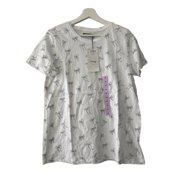 White bow print t-shirt