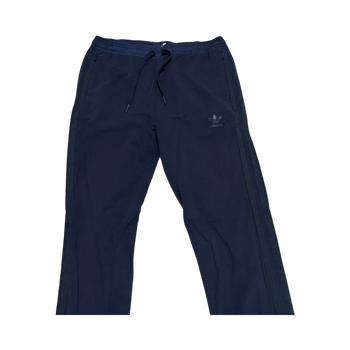 Adidas kollarit