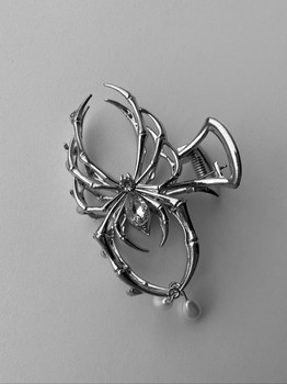 Silver colour spider hair clip