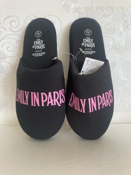 Emily in  Paris tohvelit