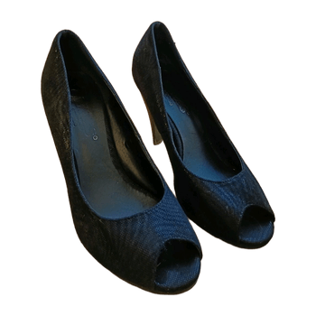 Halonen heels