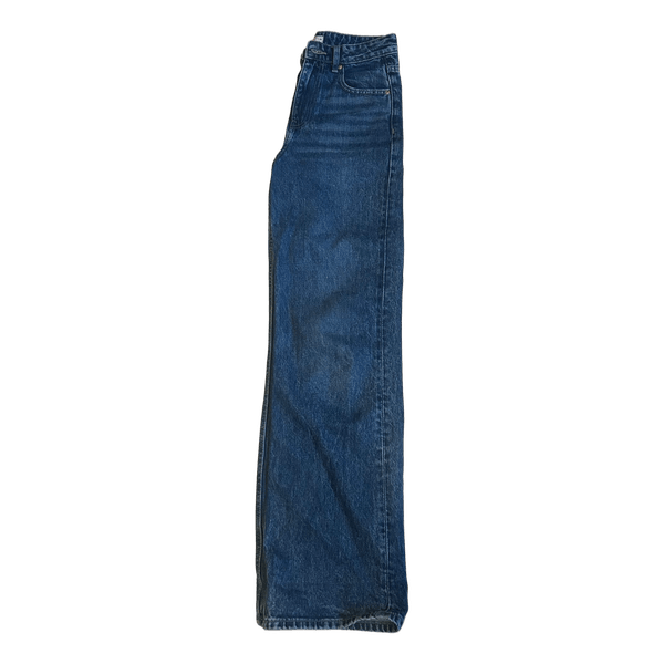 Blå jeans fra gina tricot