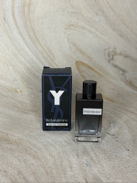 Y eau de parfum