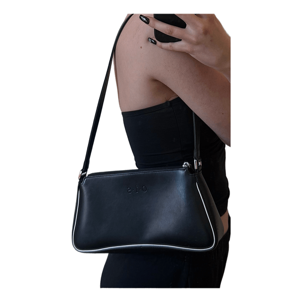 Black shoulder bag o.i.s