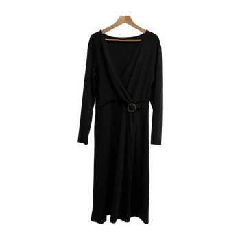 Free / quent dress
