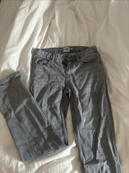Grå jeans fra 157