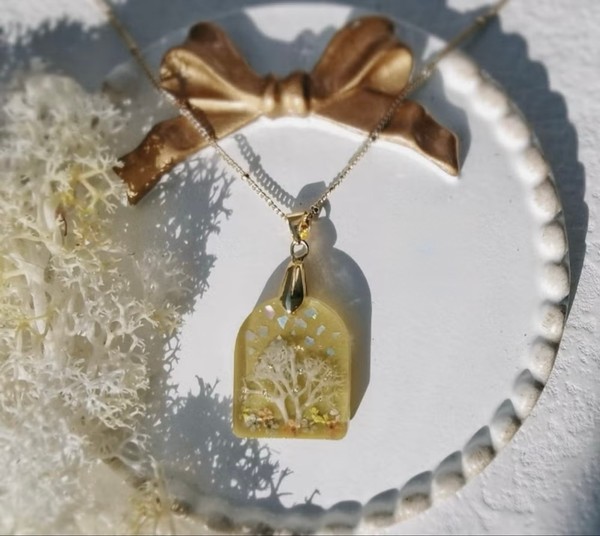 Real Flower Jewelry | Handmad Necklace with Preserved Botanicals