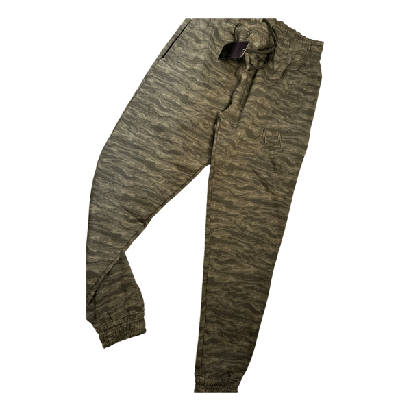 Green camo sweatpants