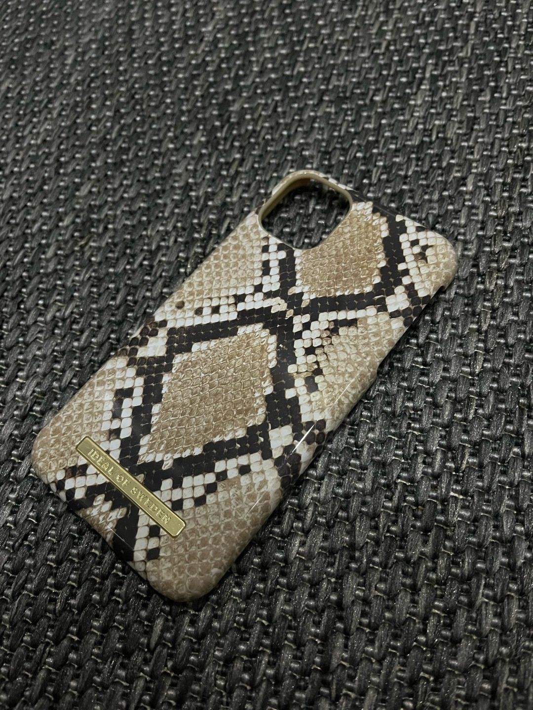 Ideal of sweden smartphone