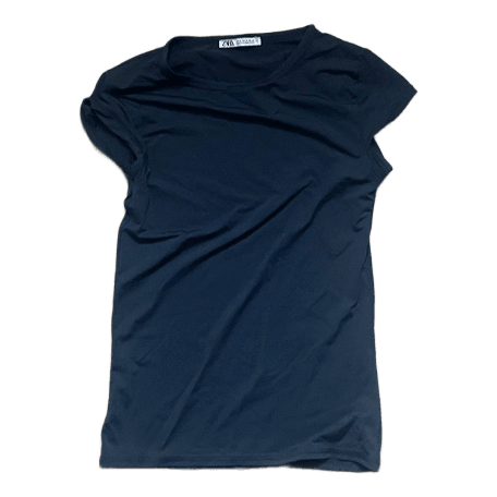 Black t-shirt