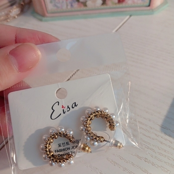 Gold pearl hoop earrings