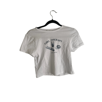 White graphic crop t-shirt