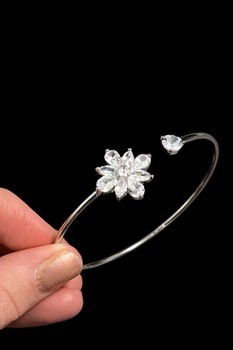 Silver flower bracelet