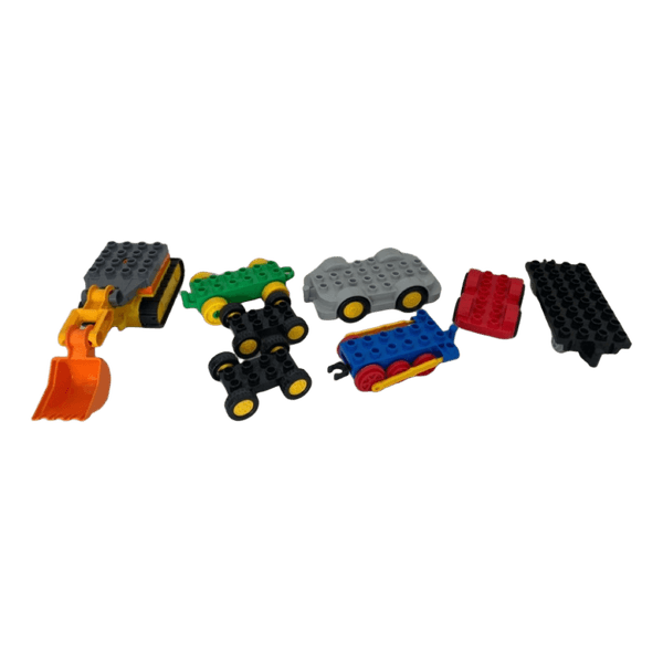 Lego Duplo palikoita ja osia