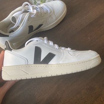 Veja sneakers