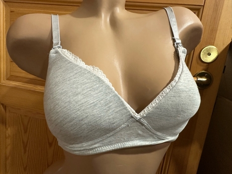 H&M imetysliivit 75B