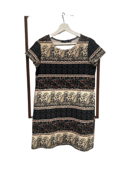 Kuvioitu boohoo mekko