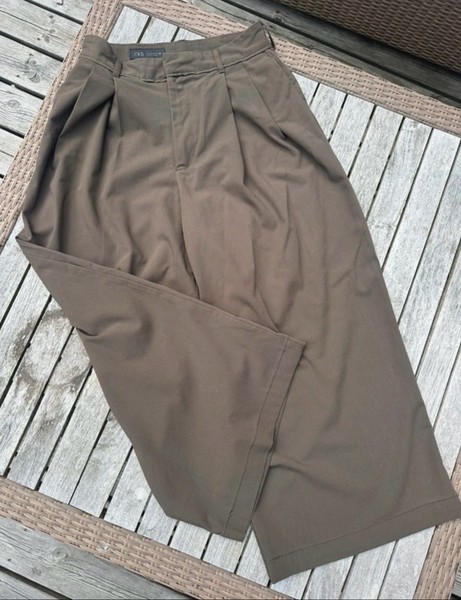 Brune zara bukser