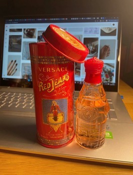 Versace Red Jeans perfume
